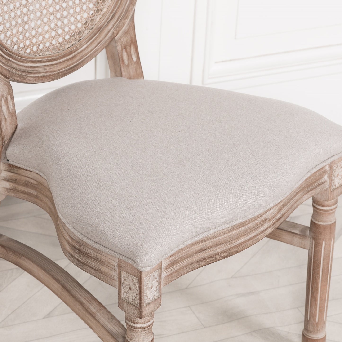 ֎Wooden Louis Upholstered Dining Chair